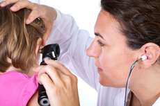 Kinder: Akute Otitis media - Mittelohrentzündungen sind schmerzhaft
